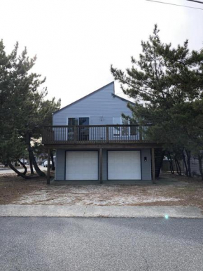 Beautiful Home In Haven Beach With 3 Bedrooms, Internet And Wifi
